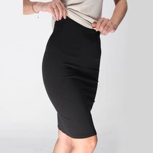 Black pencil bodycon skirt small medium large NWT New